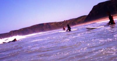 buen dia y buenas olas!!